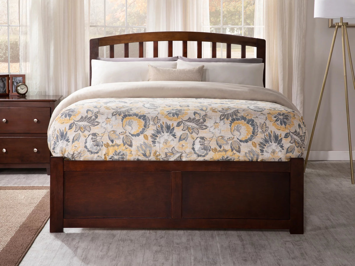 King Solid Wood Platform Bed with Footboard and Twin XL Trundle in Walnut V283