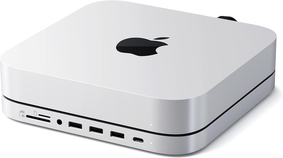 Silver USB-C Stand & Hub with SSD Enclosure L779547