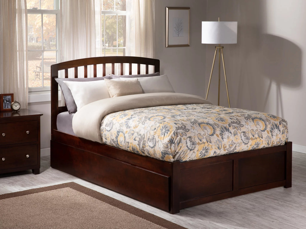 King Solid Wood Platform Bed with Footboard and Twin XL Trundle in Walnut V283
