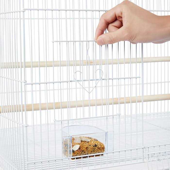 47 Bird Cage with Slide-Out Tray and Rolling Stand Q116