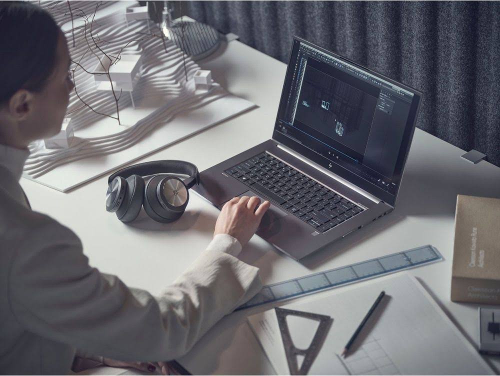 Navy Wireless Noise Cancelling Over-the-Ear Headphones R18260