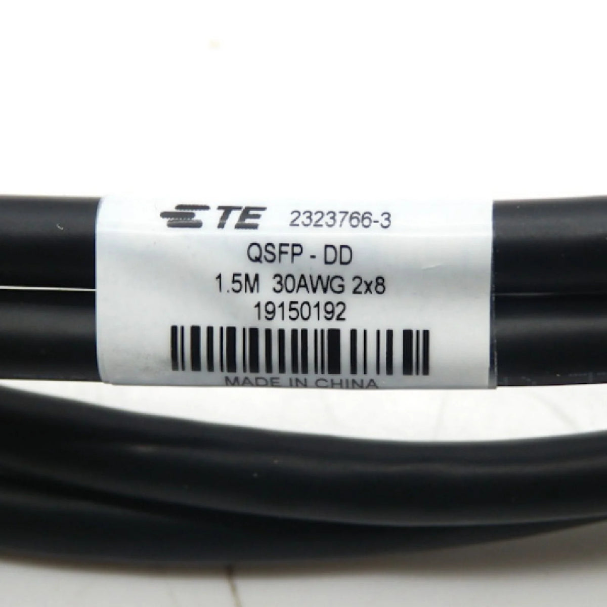 Black 32 Position QSFP-DD Cable Assembly H769
