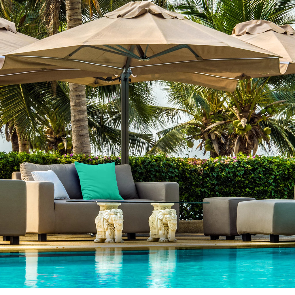 Pack of 2 Outdoor Decorative Throw Pillows 18 x 18 inch Solid Aqua Square Pillows O71602