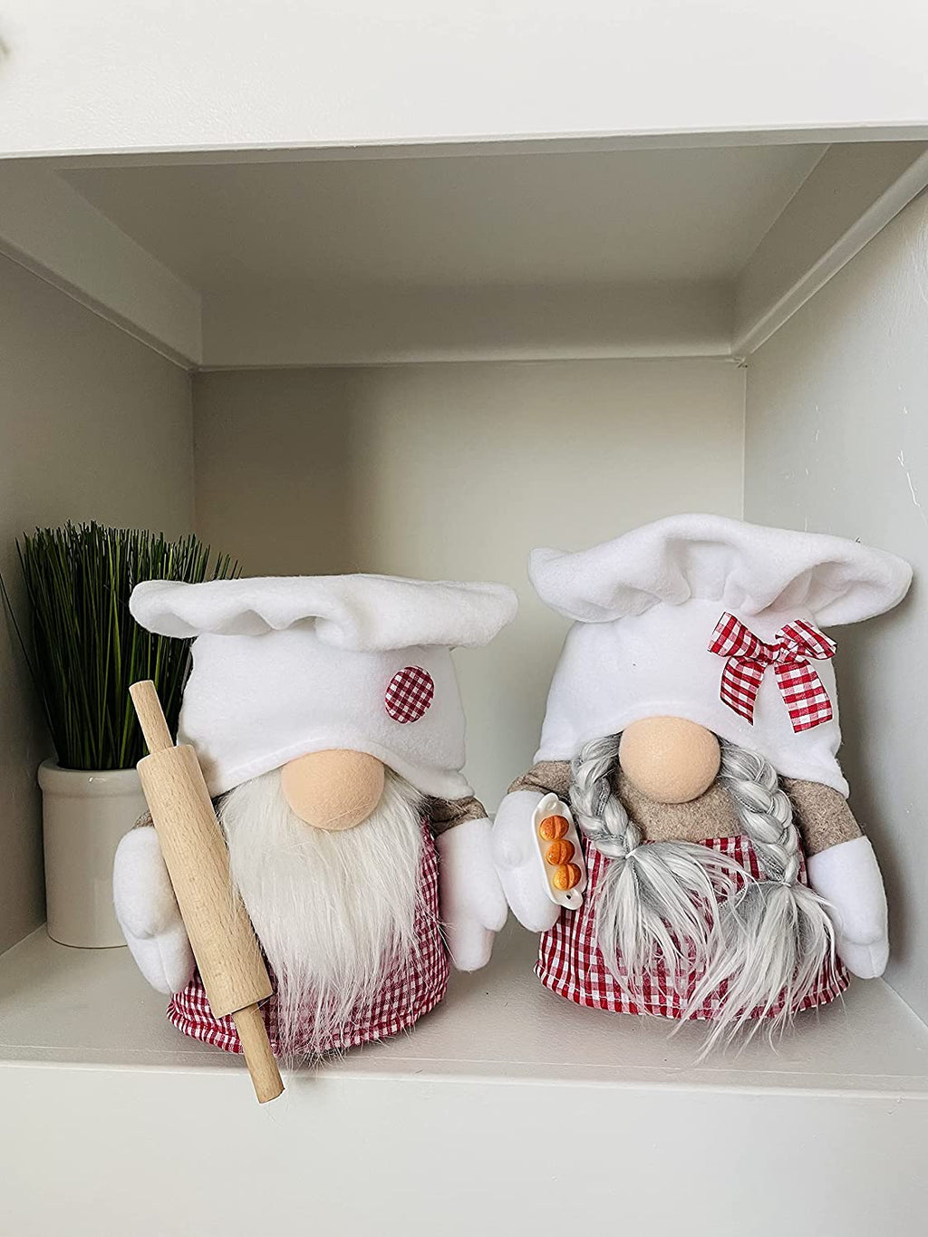 Red and White Plush Gnome Decor V5134