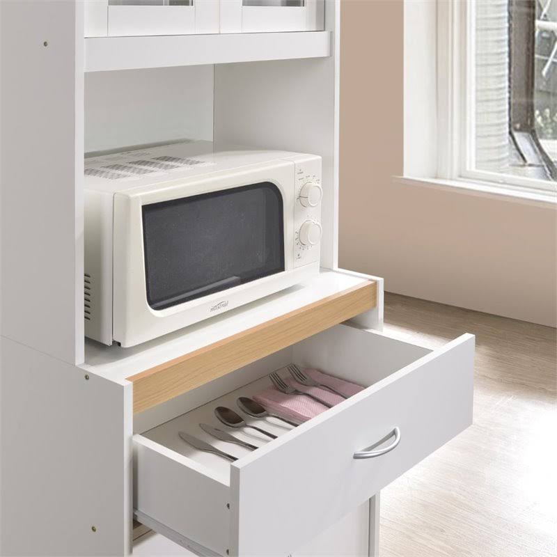 White Kitchen Cabinet Q824951