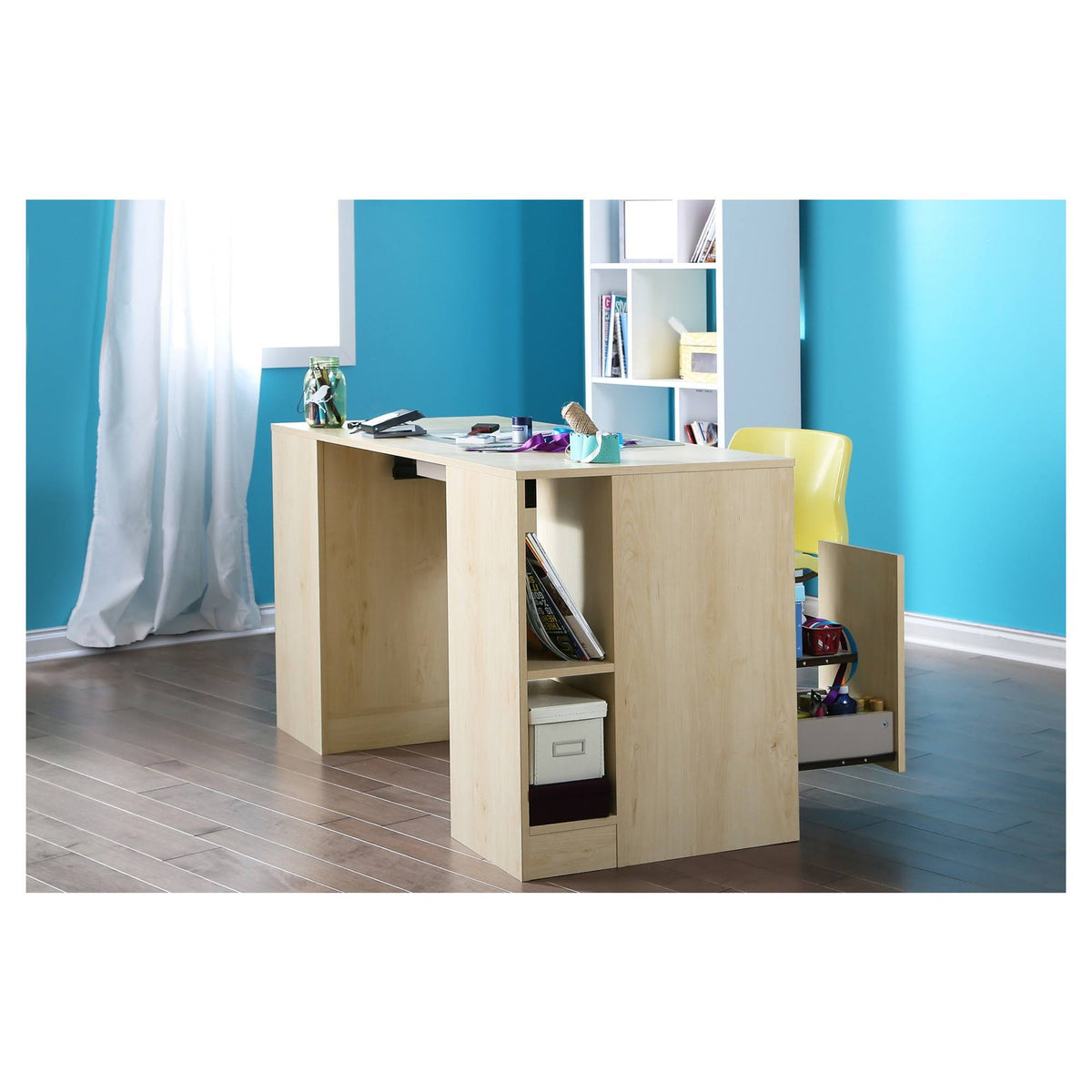 Crea Craft Table, Natural Maple G3421