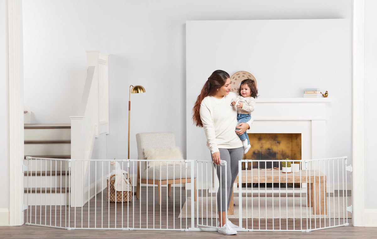 Super Wide White Baby Gate Z514584