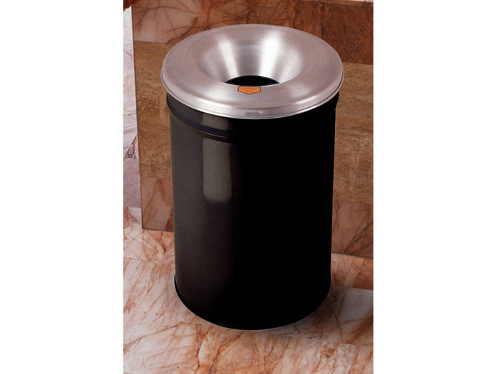 4-1/2 Gallon Gray Waste Receptacle U970