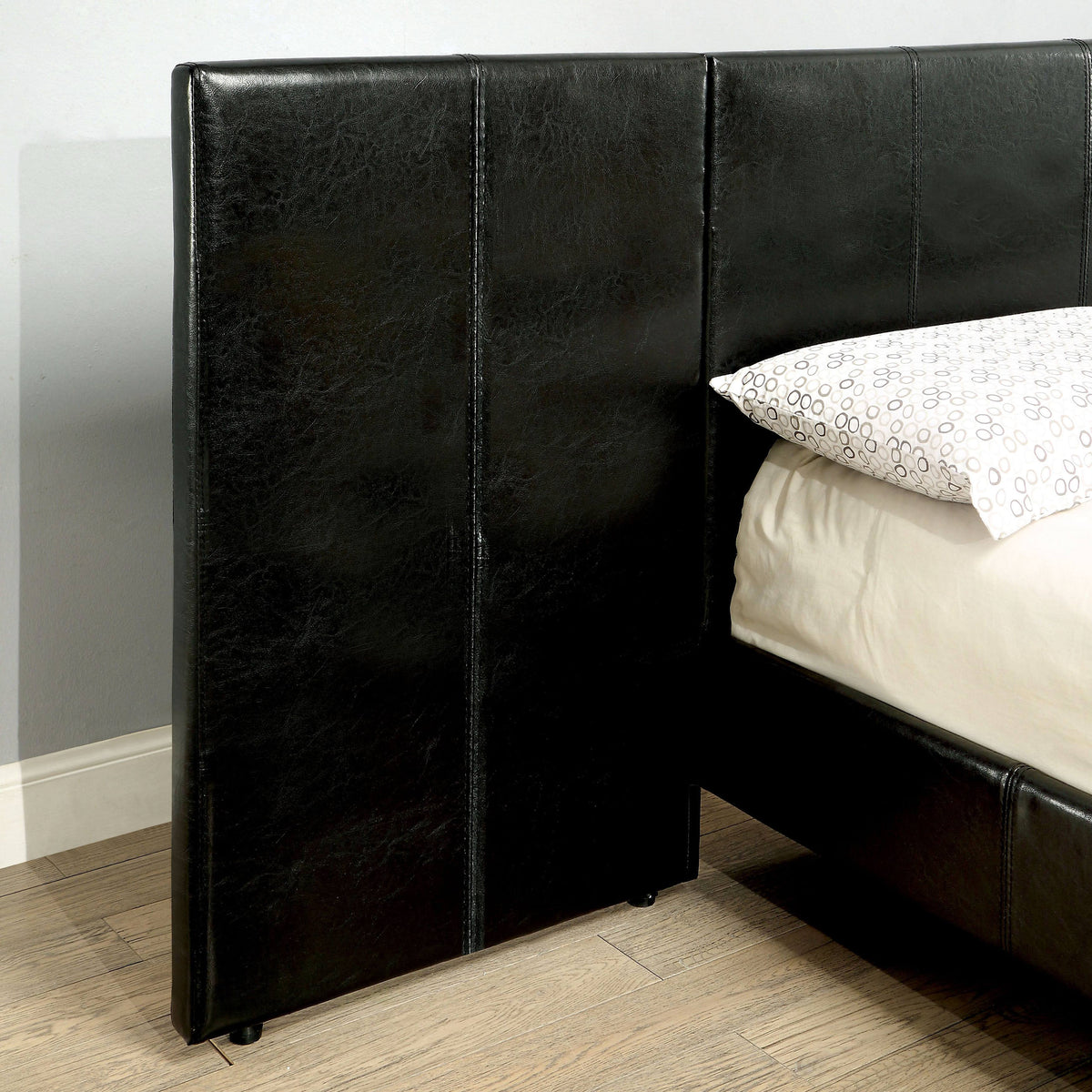 White Traditional Headboard Panels Set of 2 Z647773