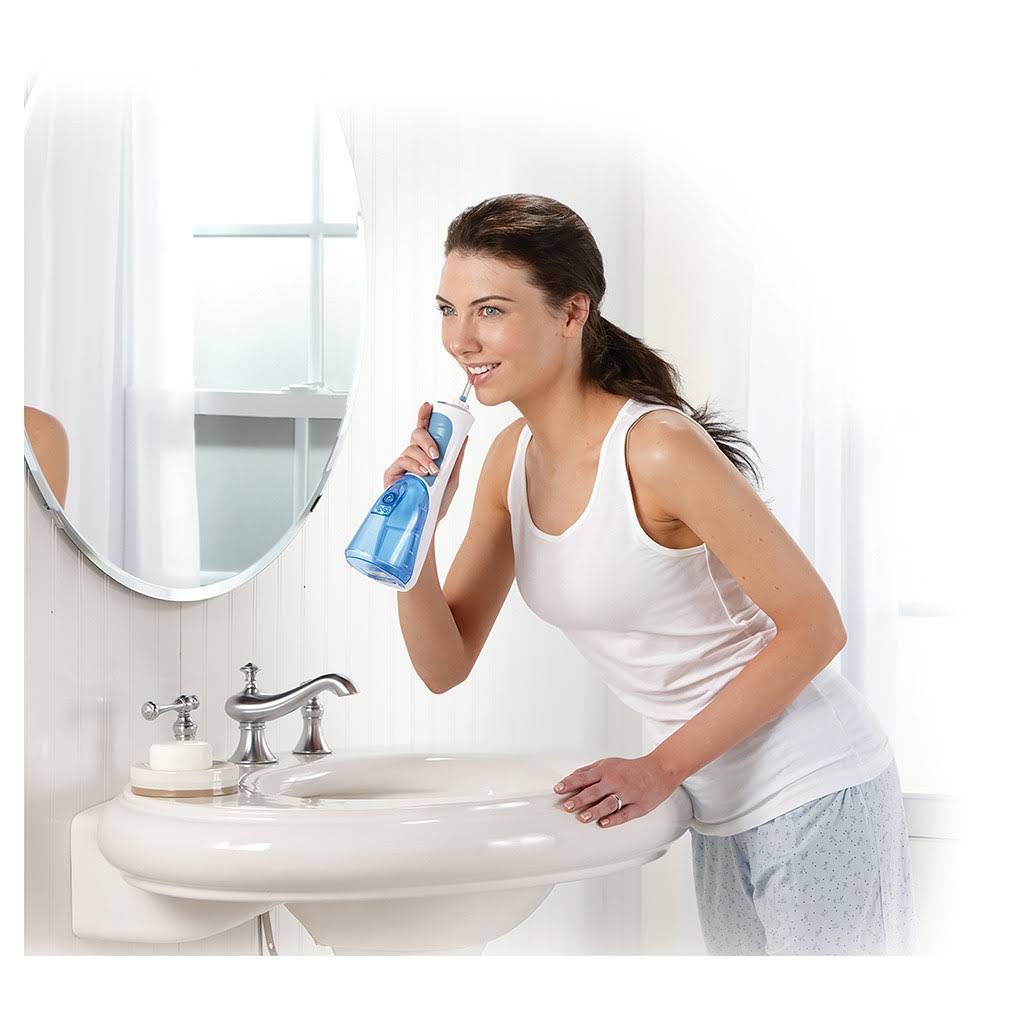 Cordless Water Flosser with Tip Case J574