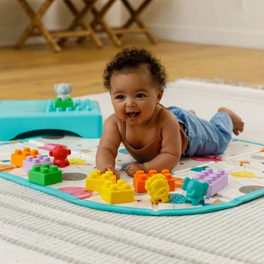 14-Piece Multicolor Building Blocks Activity Station M1519