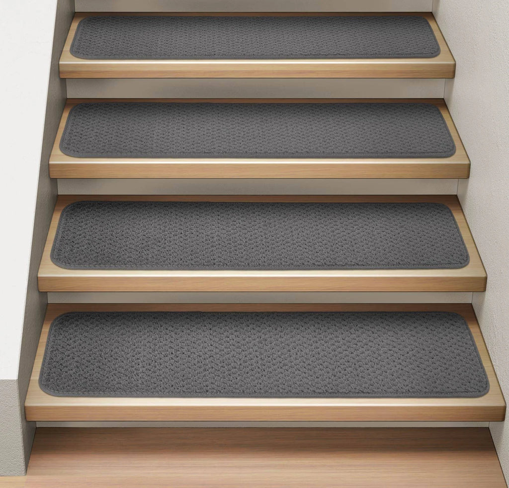 Set of 12 Gray Carpet Stair Treads U75709