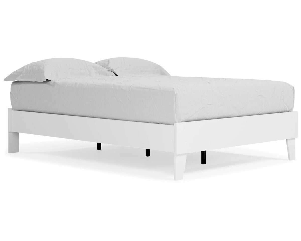 White Full Platform Bed K82294