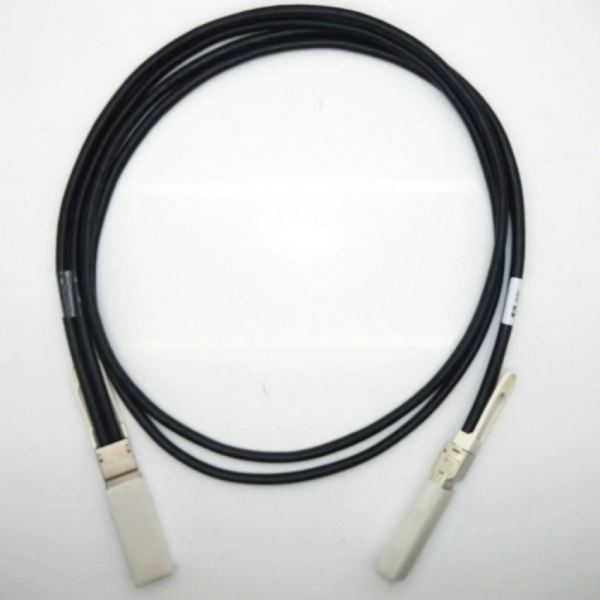 Black 32 Position QSFP-DD Cable Assembly H769