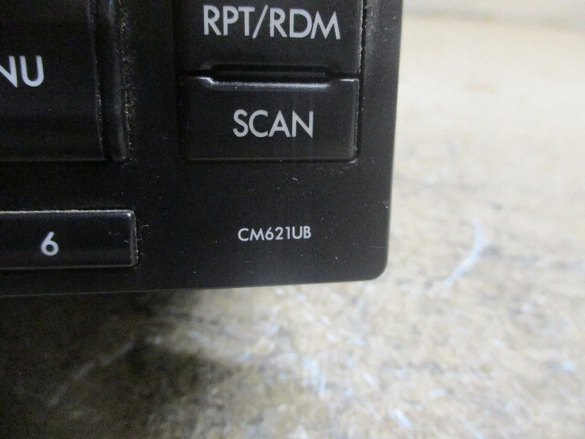 OEM Subaru Impreza CD MP3 WMA Player Radio R3319