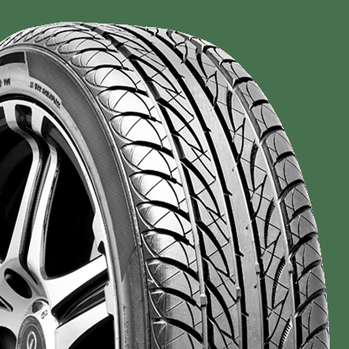 225/40R18 92W XL Passenger Tire Q122